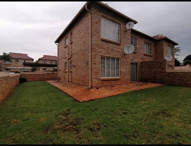 2 BEDROOM TOWNHOUSE SOLD IN CELTISDAL